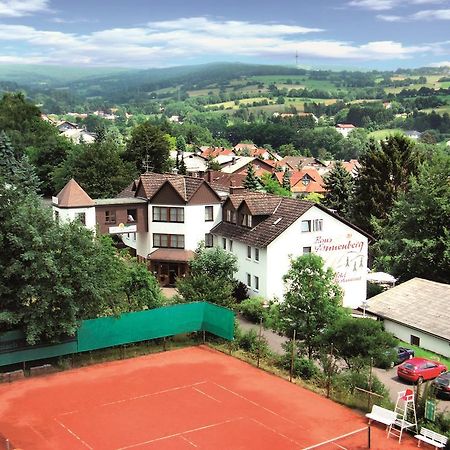 AKZENT Hotel Haus Sonnenberg Schotten Exterior foto